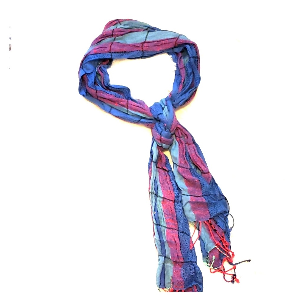 Maurice's lightweight scarf